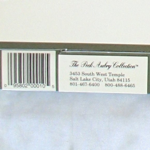 Robin Hood Maid Marian 12" Paper Doll Book Peck Aubry Collection 1994 USA Uncut - Picture 11 of 13